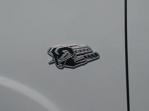 Bright White Clearcoat 2026 RAM 1500 Big Horn/Lone Star