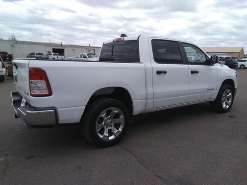 Bright White Clearcoat 2023 RAM 1500 Big Horn/Lone Star