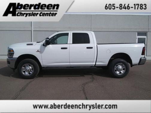 Bright White Clearcoat 2026 RAM 2500 Tradesman Crew Cab 4x4 6'4' Box