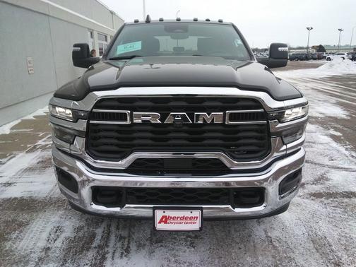 2026 RAM 3500 Big Horn Crew Cab 4x4 8' Box