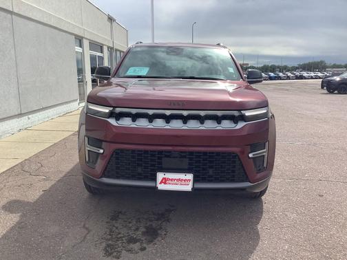 Velvet Red Pearlcoat 2026 Jeep Grand Wagoneer L 4x4