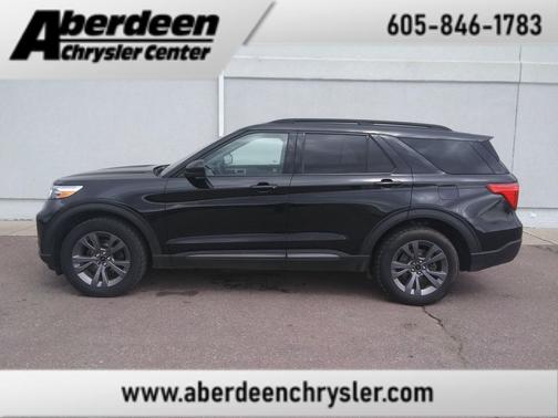 Agate Black Metallic 2022 Ford Explorer XLT