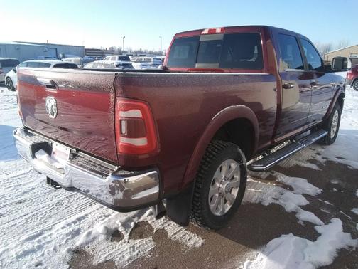 2022 RAM 2500 Laramie Crew Cab 4x4 6'4' Box