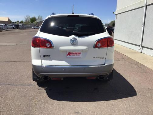 White Opal 2010 Buick Enclave 1XL