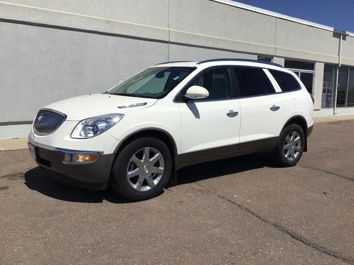 White Opal 2010 Buick Enclave 1XL