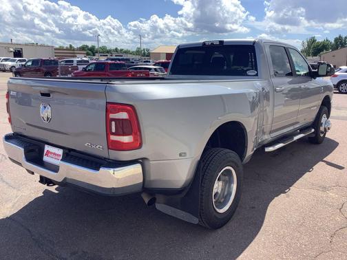 Billet Silver Metallic Clearcoat 2020 RAM 3500 Big Horn Crew Cab 4x4 8' Box