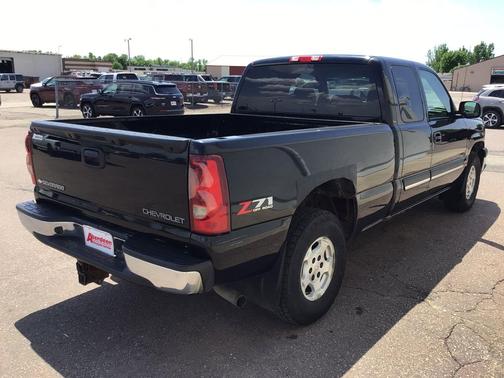 Black 2003 Chevrolet Silverado 1500 LS Extended Cab