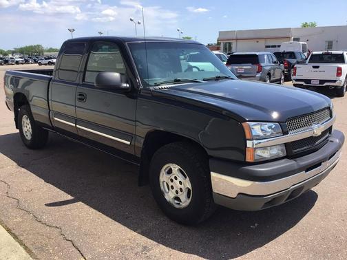 Black 2003 Chevrolet Silverado 1500 LS Extended Cab