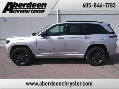 Silver Zynith 2026 Jeep Grand Cherokee Limited