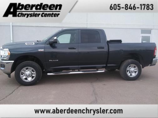 Maximum Steel Metallic Clearcoat 2022 RAM 2500 Tradesman Crew Cab 4x4 6'4' Box