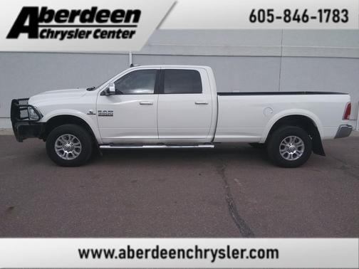 2018 RAM 3500 Laramie Crew Cab 4x4 8' Box