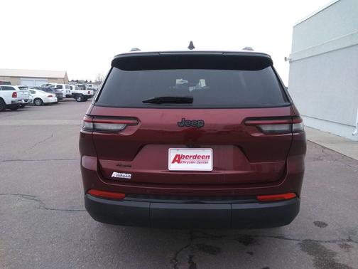 Velvet Red Pearlcoat 2023 Jeep Grand Cherokee L Altitude