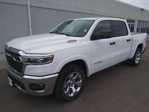 Bright White Clearcoat 2026 RAM 1500 Big Horn/Lone Star