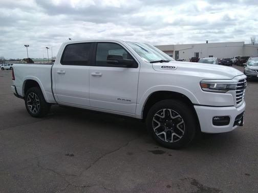 Bright White Clearcoat 2026 RAM 1500 Laramie