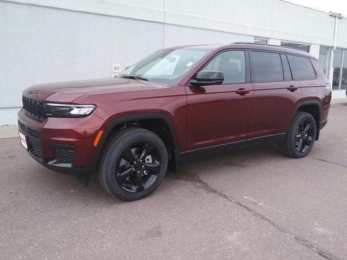Velvet Red Pearlcoat 2025 Jeep Grand Cherokee L Altitude