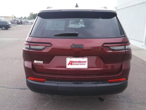 2025 Jeep Grand Cherokee L Altitude