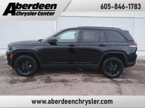 2024 Jeep Grand Cherokee Altitude