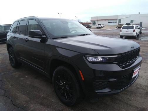 2024 Jeep Grand Cherokee Altitude
