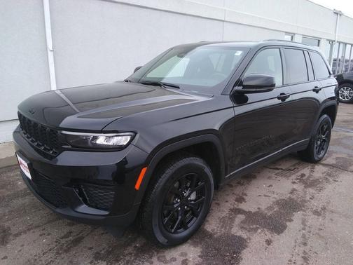 2024 Jeep Grand Cherokee Altitude