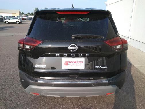 2022 Nissan Rogue SV