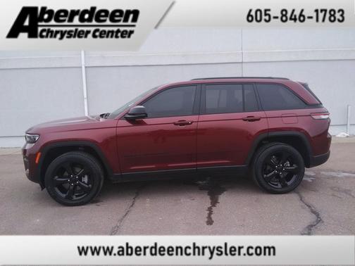 2023 Jeep Grand Cherokee Altitude