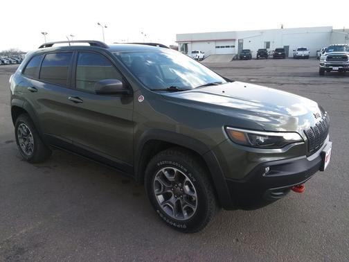 Olive Green Pearlcoat 2021 Jeep Cherokee Trailhawk