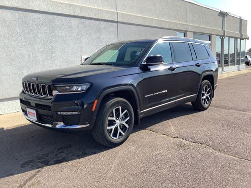 Midnight Sky 2024 Jeep Grand Cherokee L Limited