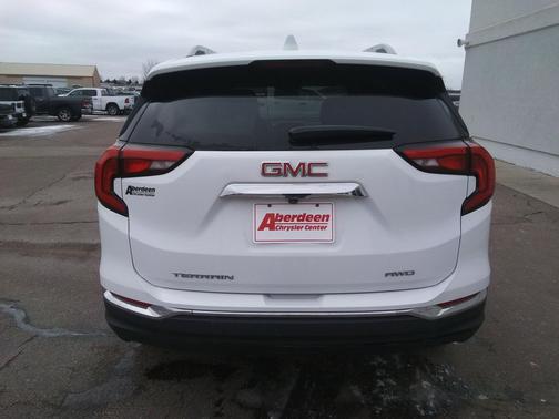 2020 GMC Terrain SLT