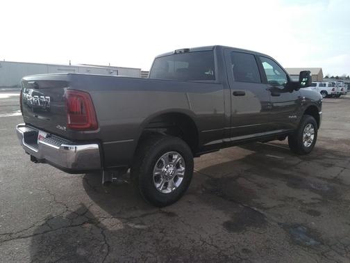 Granite Crystal Metallic Clearcoat 2026 RAM 2500 Big Horn Crew Cab 4x4 6'4' Box