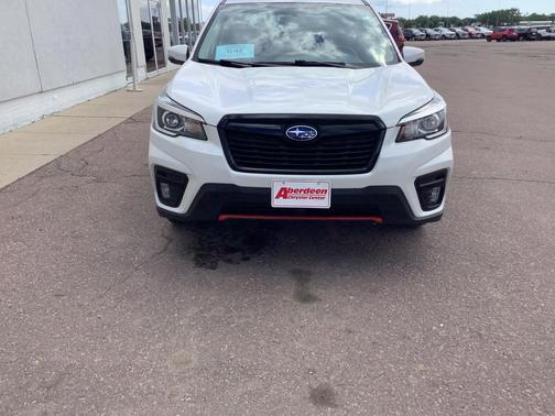 Crystal White Pearl 2020 Subaru Forester Sport