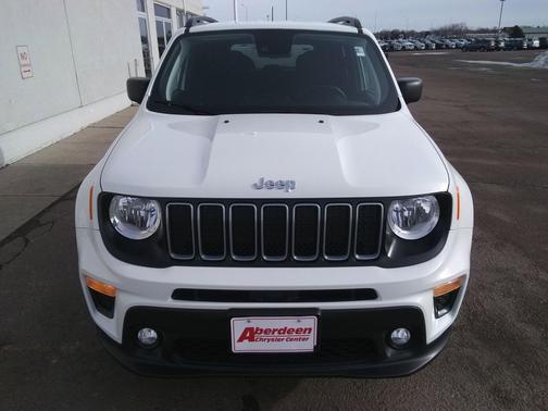 2022 Jeep Renegade 