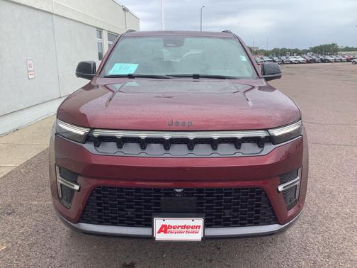 Velvet Red Pearlcoat 2026 Jeep Grand Wagoneer Limited Reserve 4x4