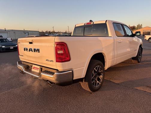 Bright White Clearcoat 2027 RAM 1500 Laramie