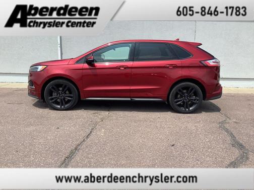Ruby Red Metallic Tinted Clearcoat 2019 Ford Edge ST