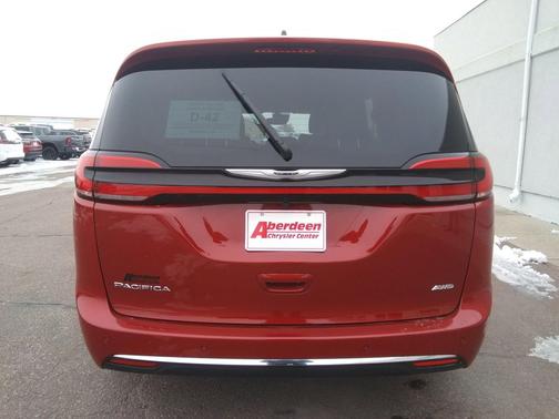 2026 Chrysler Pacifica L