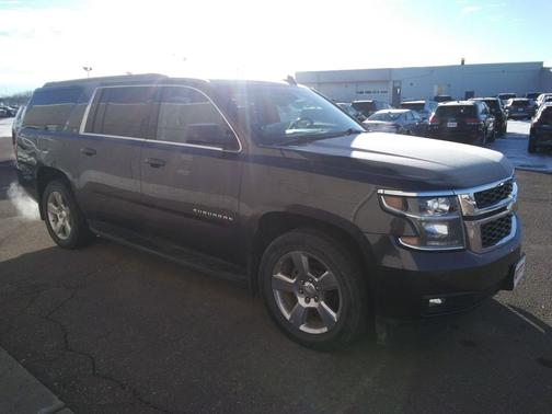 2017 Chevrolet Suburban LT