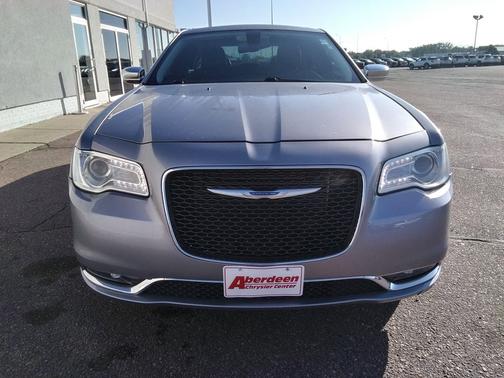 2016 Chrysler 300 S
