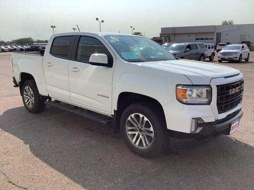 Summit White 2022 GMC Canyon Elevation