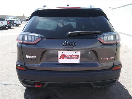 2020 Jeep Cherokee Trailhawk