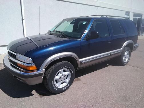 Indigo Blue (Met) 1998 Chevrolet Blazer LS