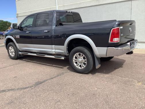 Maximum Steel Metallic Clearcoat 2018 RAM 2500 Laramie Crew Cab 4x4 6'4' Box