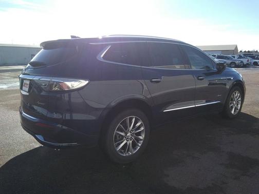 2022 Buick Enclave AWD Avenir