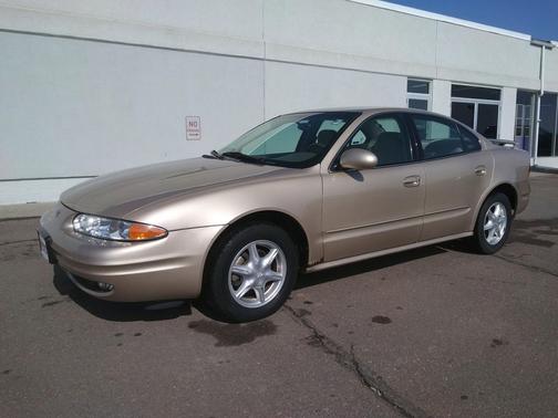2001 Oldsmobile Alero GL1