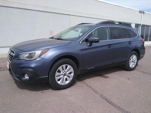 Twilight Blue Metallic 2018 Subaru Outback 2.5i Premium