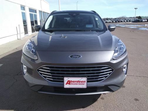 2021 Ford Escape Titanium