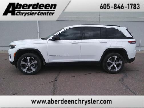 Bright White Clearcoat 2024 Jeep Grand Cherokee Limited