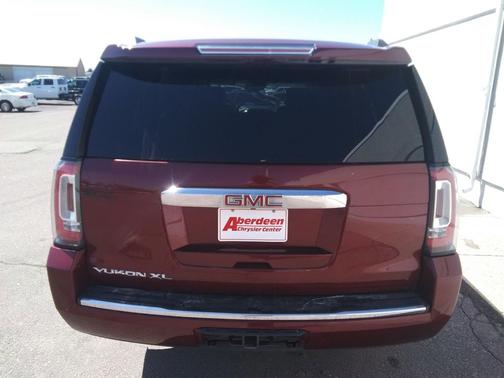 Crimson Red Tintcoat 2016 GMC Yukon XL Denali