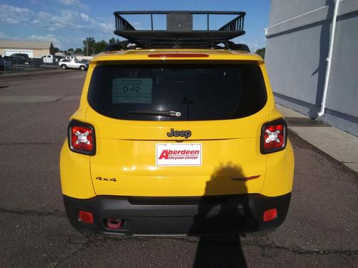 2017 Jeep Renegade Trailhawk
