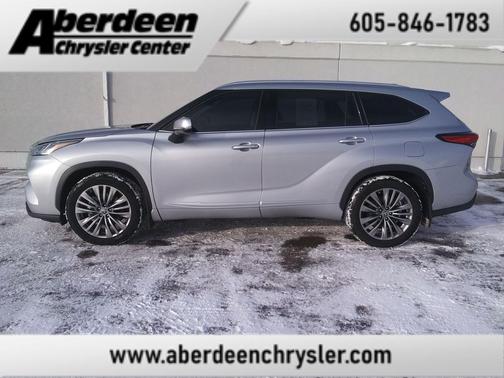 2021 Toyota Highlander Platinum
