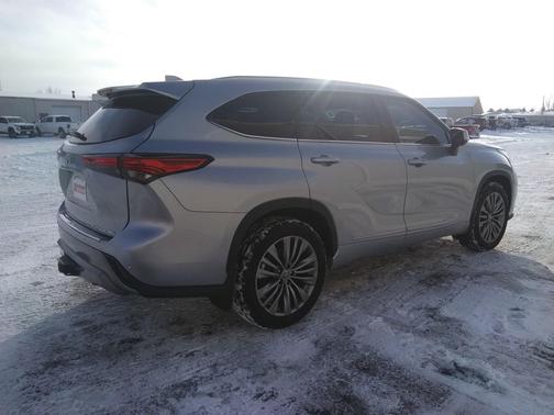 2021 Toyota Highlander Platinum